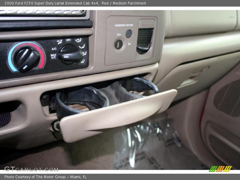 Red / Medium Parchment 2000 Ford F250 Super Duty Lariat Extended Cab 4x4