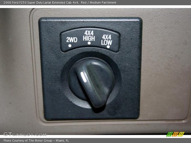 Red / Medium Parchment 2000 Ford F250 Super Duty Lariat Extended Cab 4x4