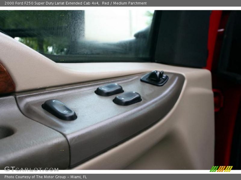 Red / Medium Parchment 2000 Ford F250 Super Duty Lariat Extended Cab 4x4