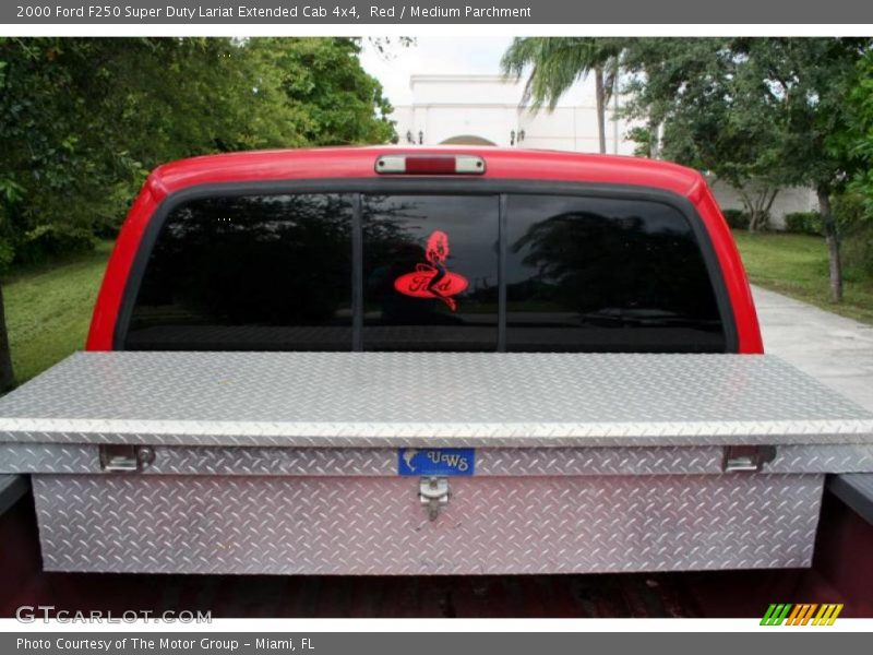 Red / Medium Parchment 2000 Ford F250 Super Duty Lariat Extended Cab 4x4