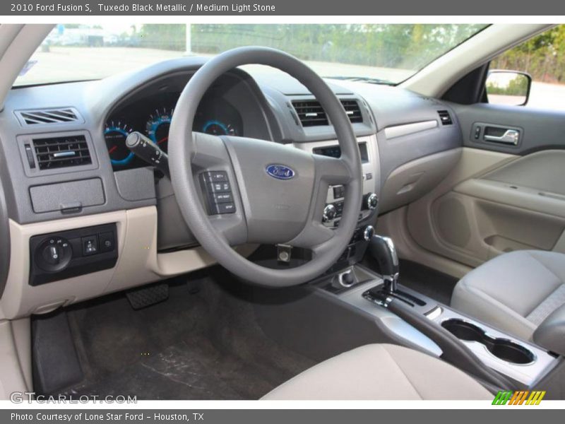 Tuxedo Black Metallic / Medium Light Stone 2010 Ford Fusion S