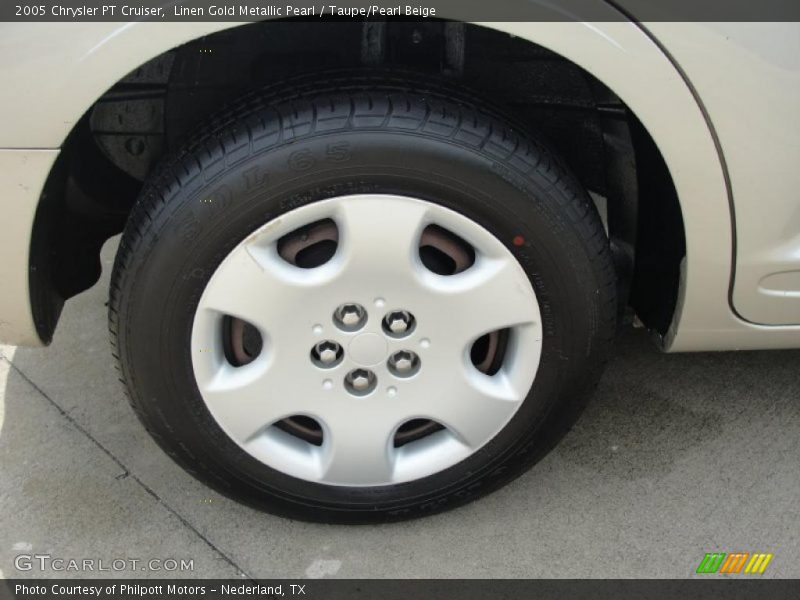 Linen Gold Metallic Pearl / Taupe/Pearl Beige 2005 Chrysler PT Cruiser