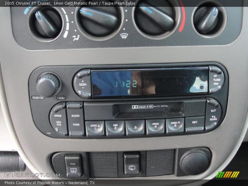 Linen Gold Metallic Pearl / Taupe/Pearl Beige 2005 Chrysler PT Cruiser