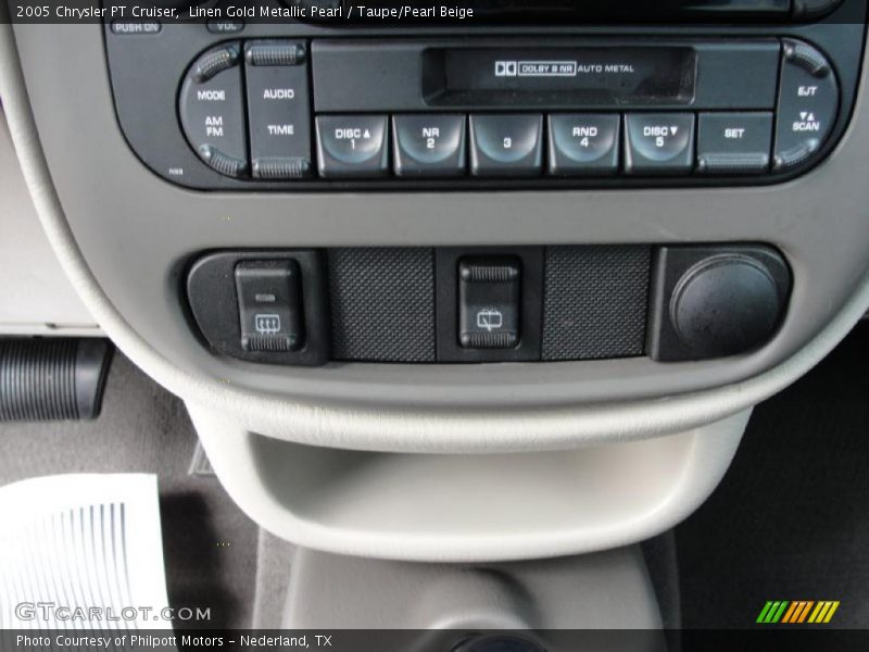 Linen Gold Metallic Pearl / Taupe/Pearl Beige 2005 Chrysler PT Cruiser