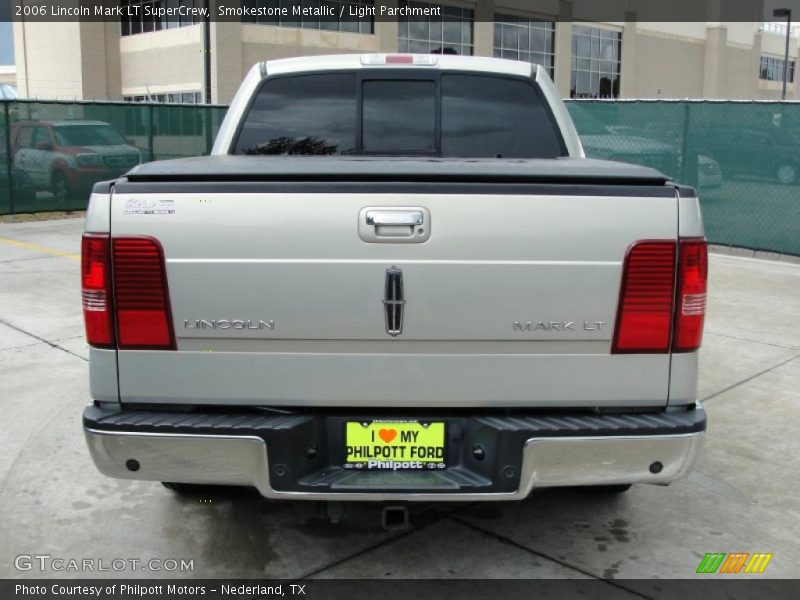 Smokestone Metallic / Light Parchment 2006 Lincoln Mark LT SuperCrew