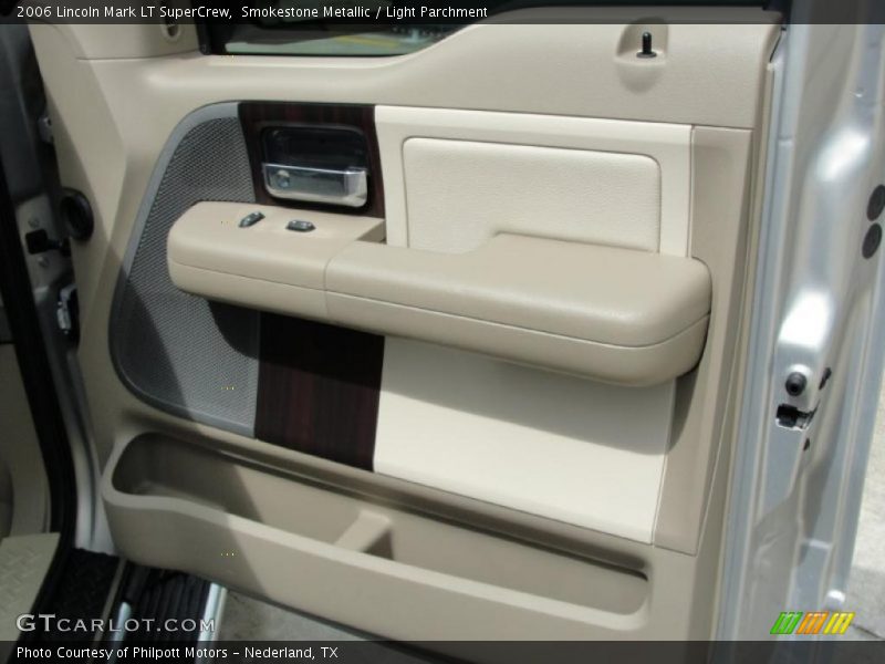 Smokestone Metallic / Light Parchment 2006 Lincoln Mark LT SuperCrew