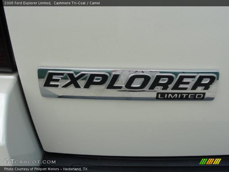 Cashmere Tri-Coat / Camel 2006 Ford Explorer Limited