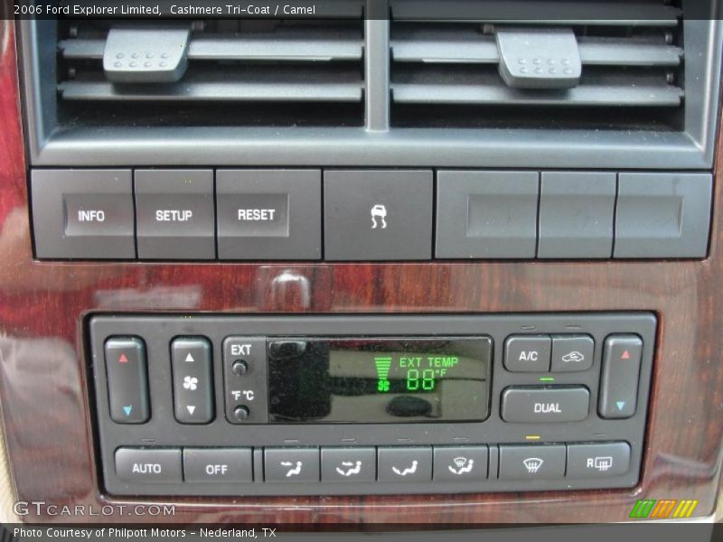 Cashmere Tri-Coat / Camel 2006 Ford Explorer Limited