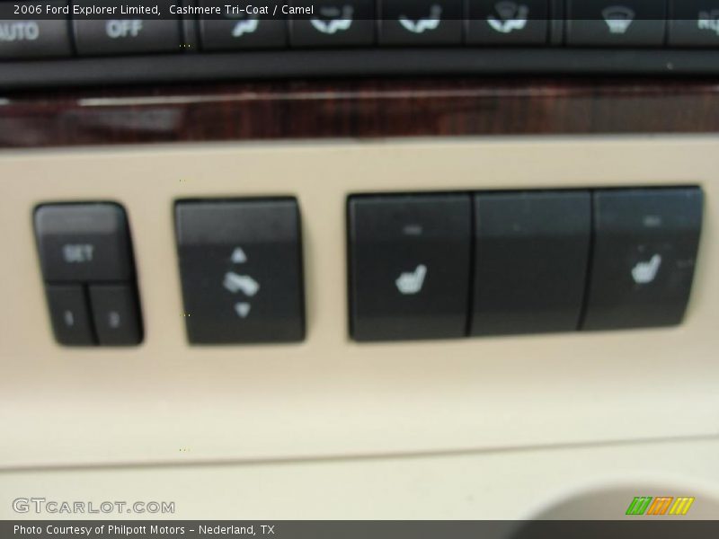 Cashmere Tri-Coat / Camel 2006 Ford Explorer Limited