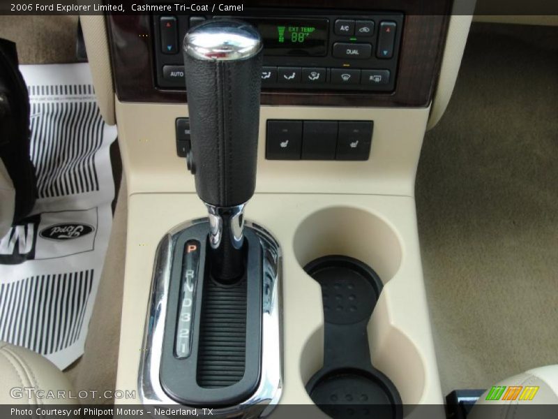 Cashmere Tri-Coat / Camel 2006 Ford Explorer Limited