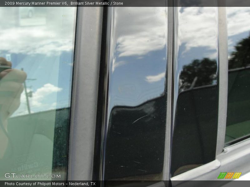 Brilliant Silver Metallic / Stone 2009 Mercury Mariner Premier V6