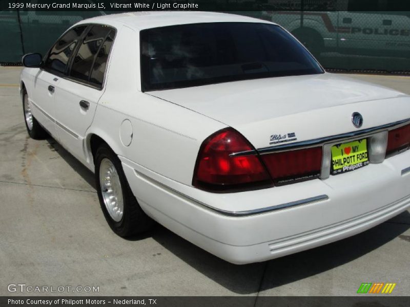 Vibrant White / Light Graphite 1999 Mercury Grand Marquis LS