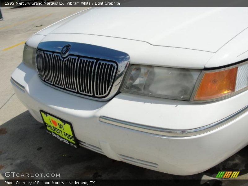 Vibrant White / Light Graphite 1999 Mercury Grand Marquis LS