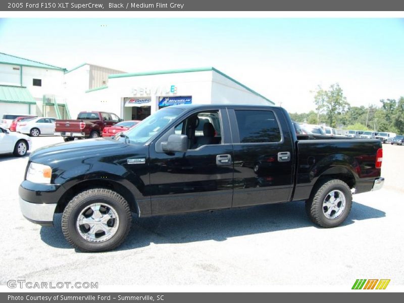 Black / Medium Flint Grey 2005 Ford F150 XLT SuperCrew