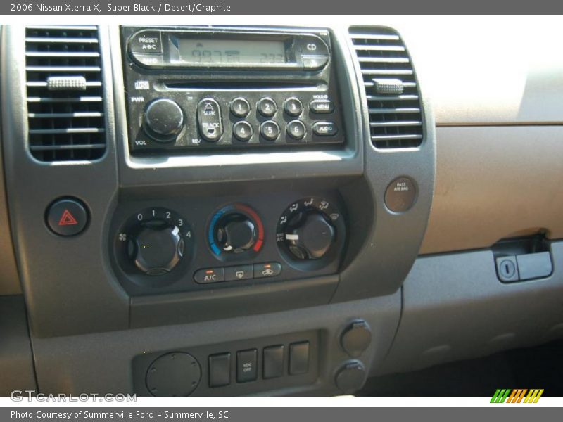 Super Black / Desert/Graphite 2006 Nissan Xterra X
