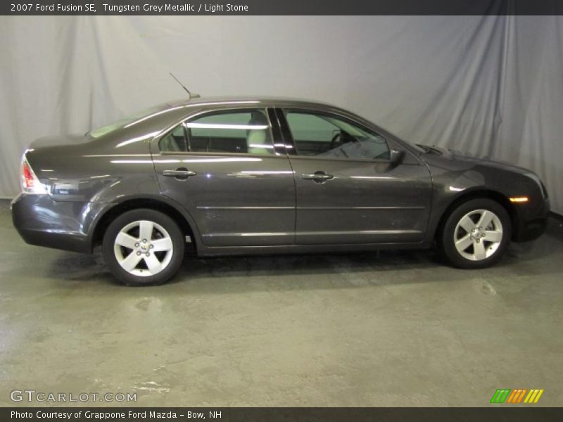 Tungsten Grey Metallic / Light Stone 2007 Ford Fusion SE