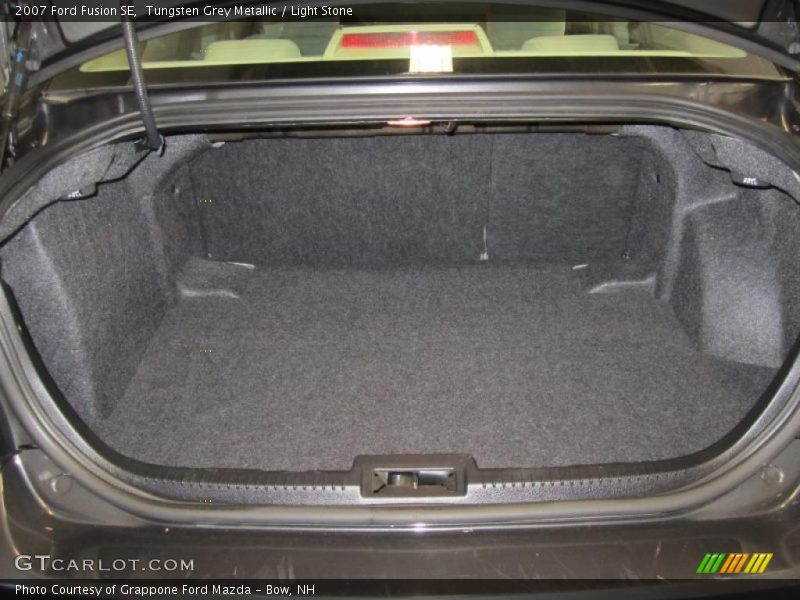 Tungsten Grey Metallic / Light Stone 2007 Ford Fusion SE