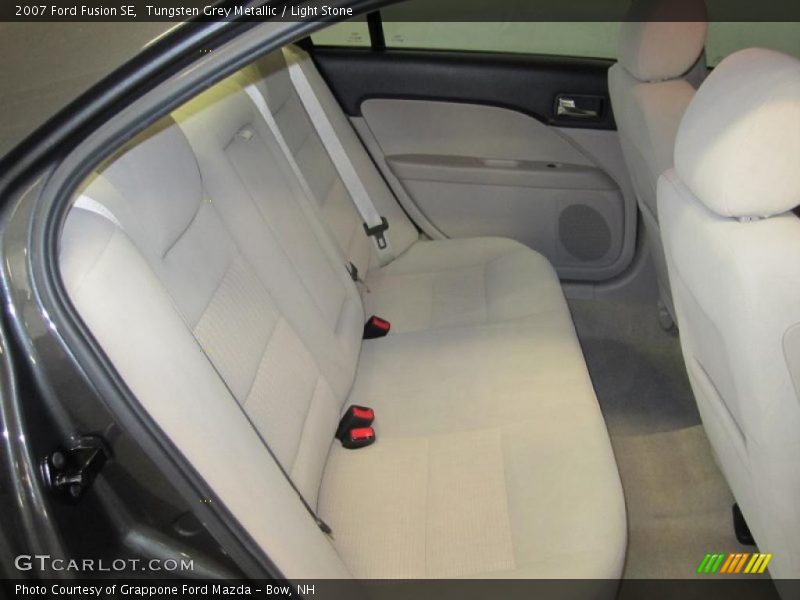 Tungsten Grey Metallic / Light Stone 2007 Ford Fusion SE