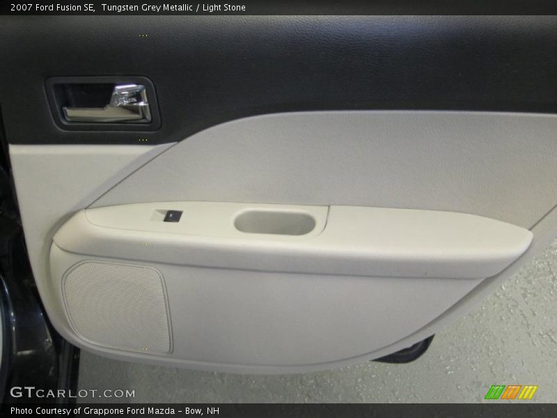 Tungsten Grey Metallic / Light Stone 2007 Ford Fusion SE