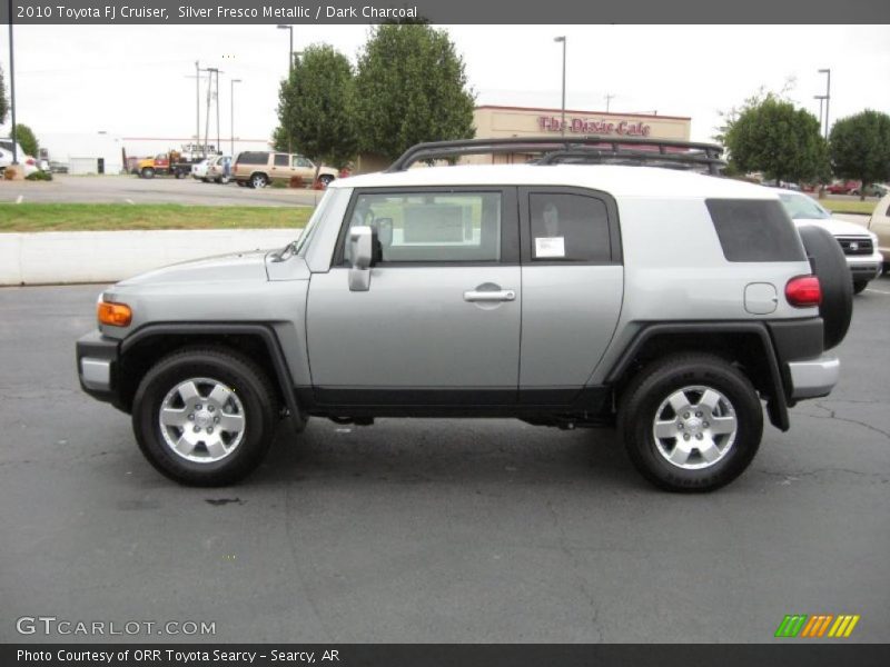 Silver Fresco Metallic / Dark Charcoal 2010 Toyota FJ Cruiser