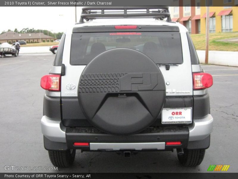 Silver Fresco Metallic / Dark Charcoal 2010 Toyota FJ Cruiser