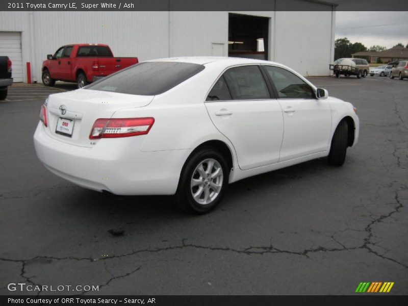 Super White / Ash 2011 Toyota Camry LE