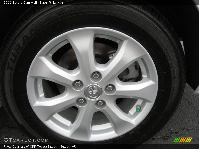 Super White / Ash 2011 Toyota Camry LE