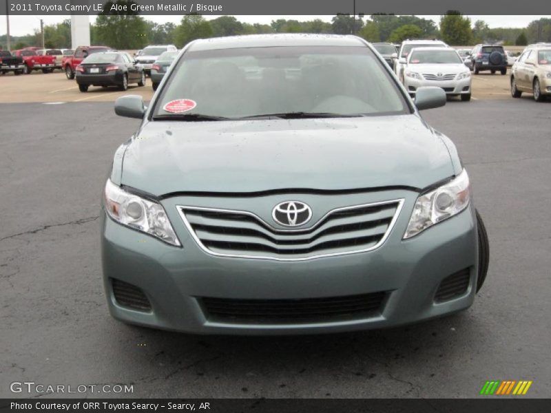 Aloe Green Metallic / Bisque 2011 Toyota Camry LE