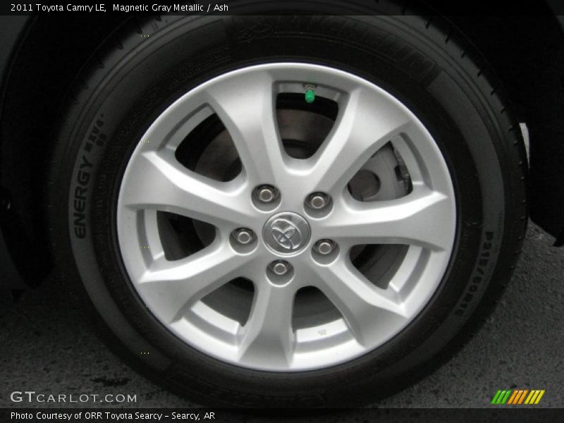 Magnetic Gray Metallic / Ash 2011 Toyota Camry LE