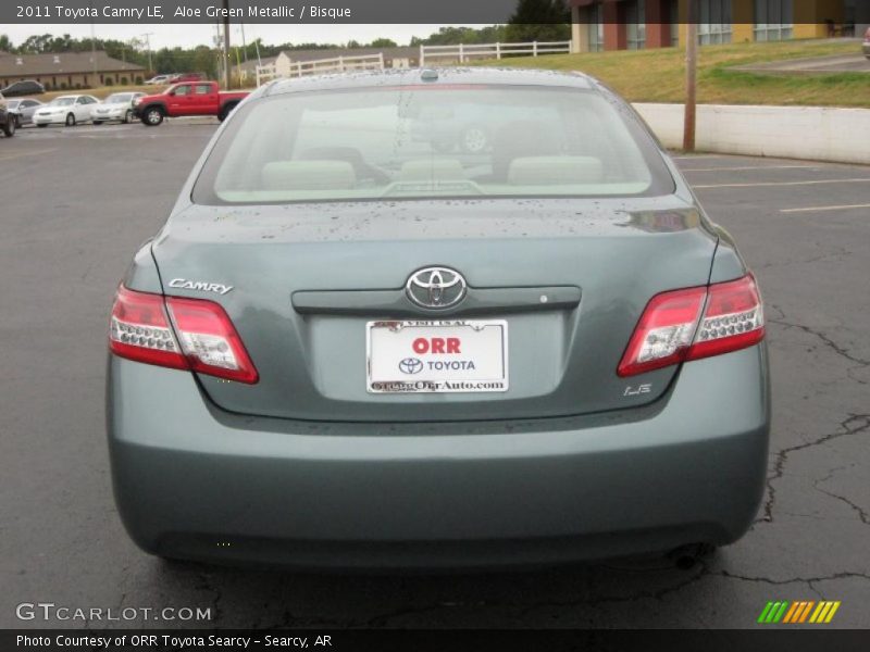 Aloe Green Metallic / Bisque 2011 Toyota Camry LE