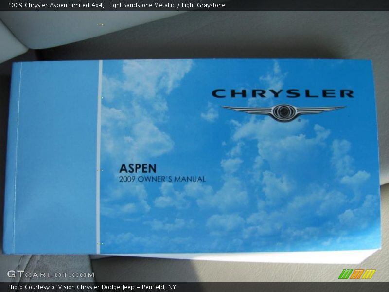 Light Sandstone Metallic / Light Graystone 2009 Chrysler Aspen Limited 4x4