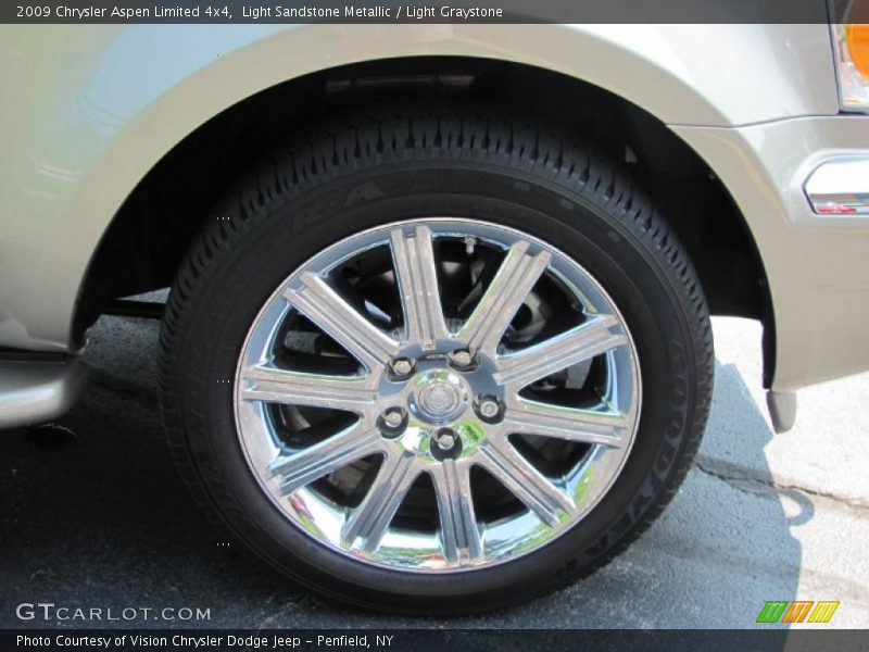 Light Sandstone Metallic / Light Graystone 2009 Chrysler Aspen Limited 4x4
