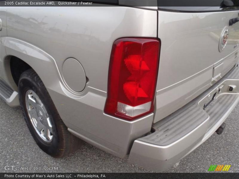 Quicksilver / Pewter 2005 Cadillac Escalade AWD