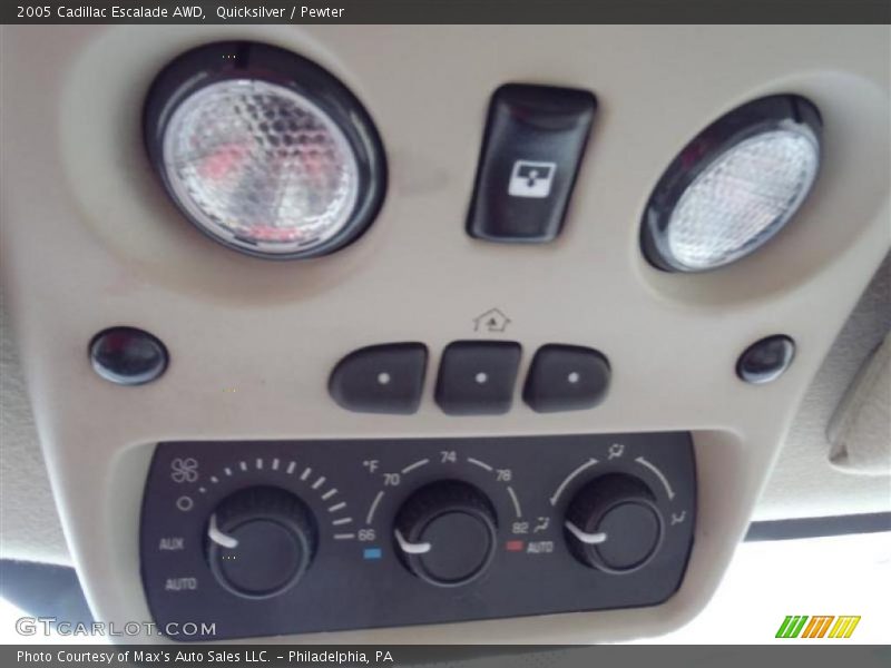 Quicksilver / Pewter 2005 Cadillac Escalade AWD