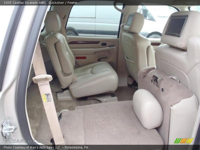 Quicksilver / Pewter 2005 Cadillac Escalade AWD