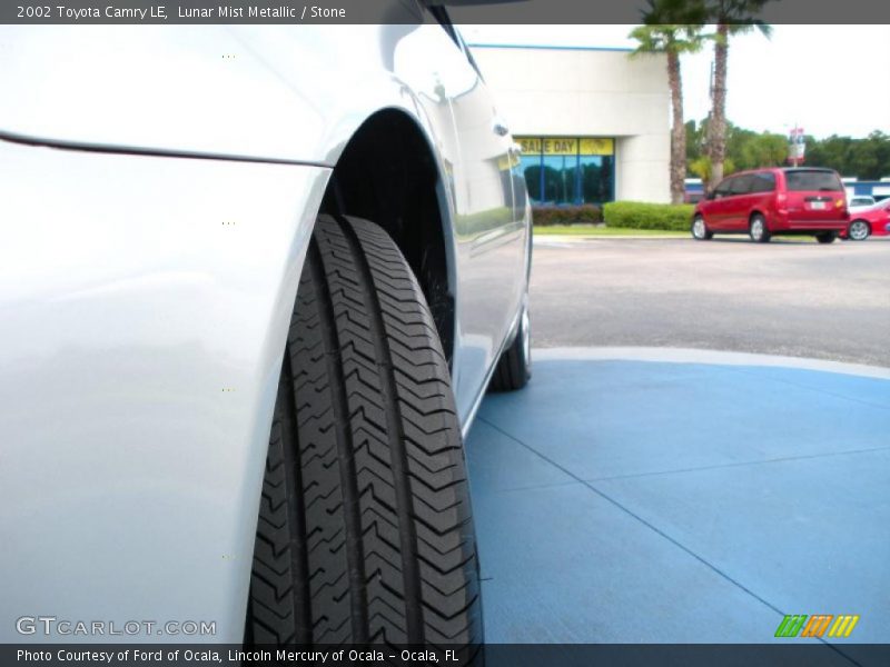 Lunar Mist Metallic / Stone 2002 Toyota Camry LE
