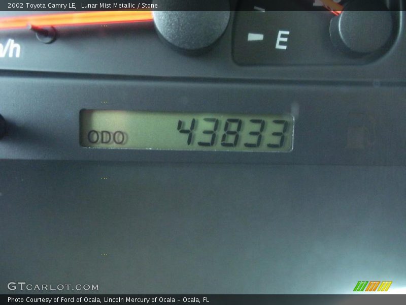 Lunar Mist Metallic / Stone 2002 Toyota Camry LE