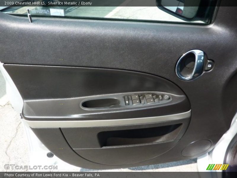 Silver Ice Metallic / Ebony 2009 Chevrolet HHR LS