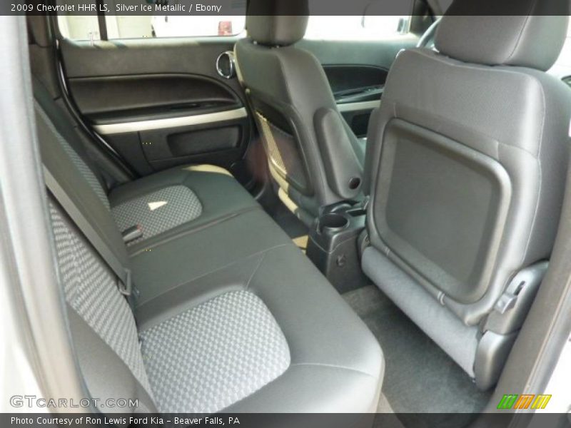 Silver Ice Metallic / Ebony 2009 Chevrolet HHR LS