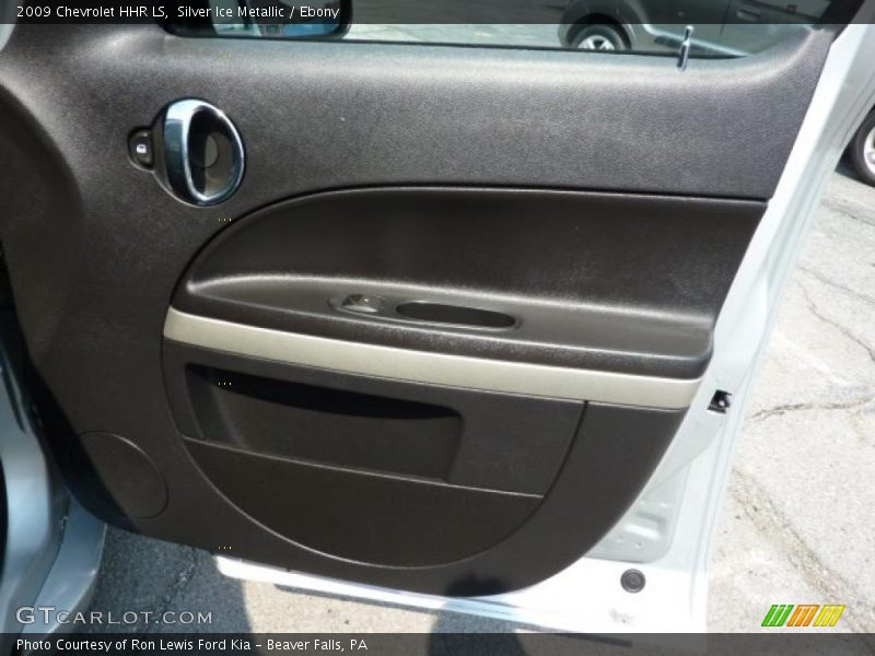 Silver Ice Metallic / Ebony 2009 Chevrolet HHR LS