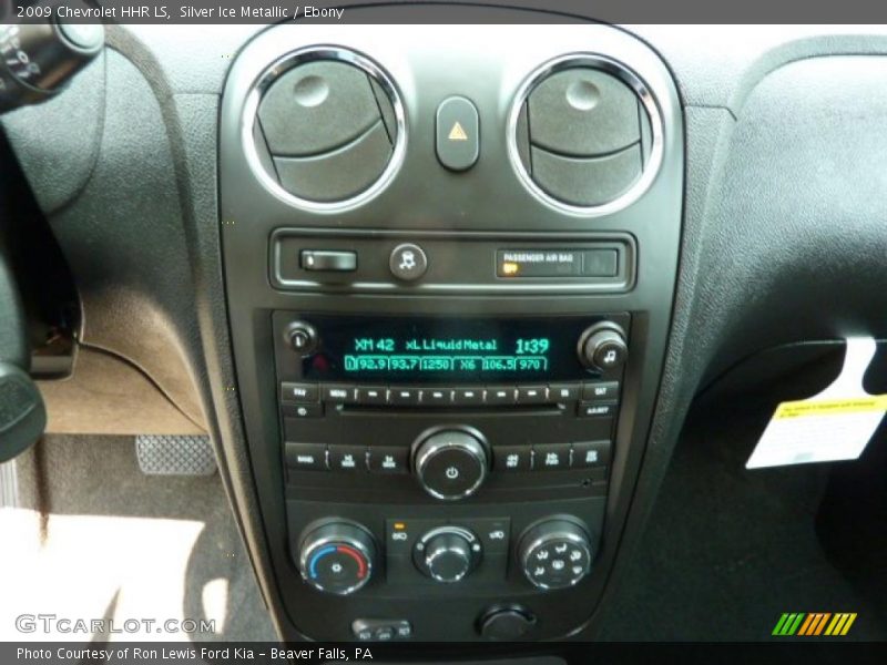 Silver Ice Metallic / Ebony 2009 Chevrolet HHR LS