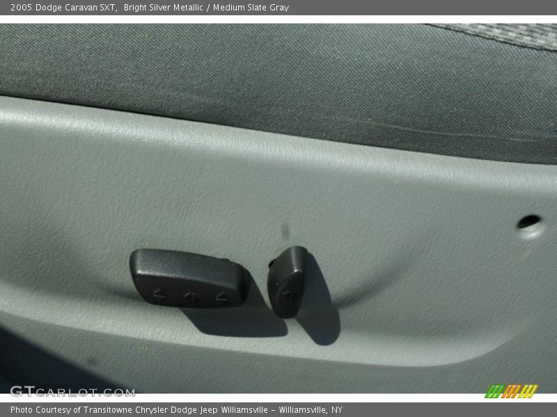 Bright Silver Metallic / Medium Slate Gray 2005 Dodge Caravan SXT