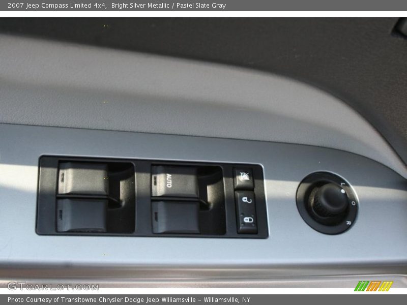 Bright Silver Metallic / Pastel Slate Gray 2007 Jeep Compass Limited 4x4
