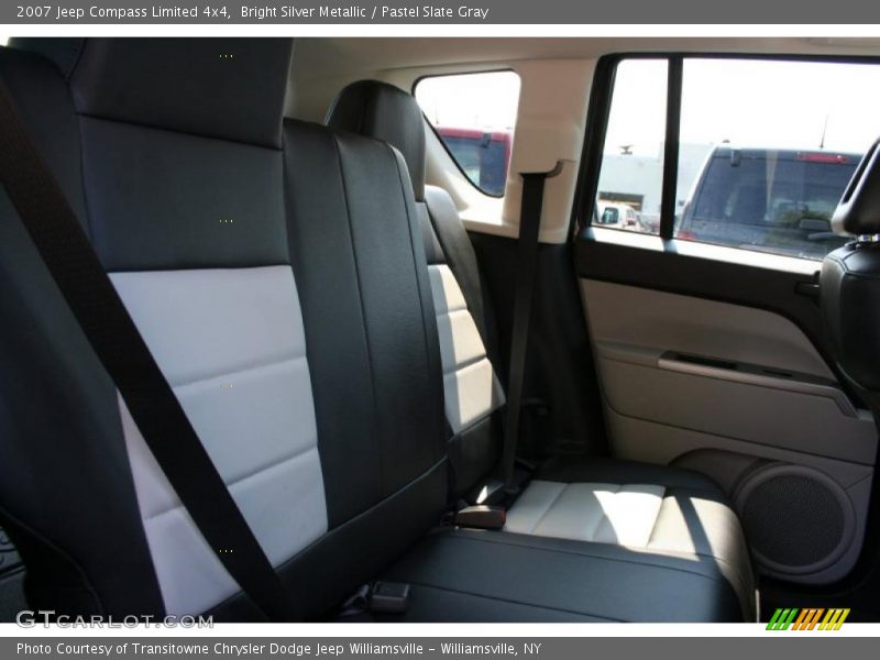 Bright Silver Metallic / Pastel Slate Gray 2007 Jeep Compass Limited 4x4