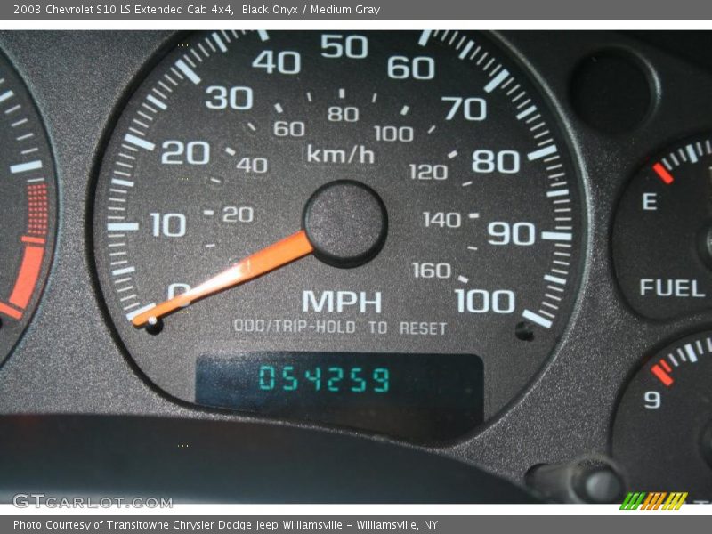 Black Onyx / Medium Gray 2003 Chevrolet S10 LS Extended Cab 4x4