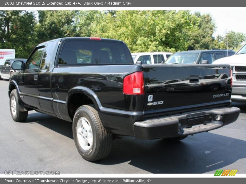 Black Onyx / Medium Gray 2003 Chevrolet S10 LS Extended Cab 4x4
