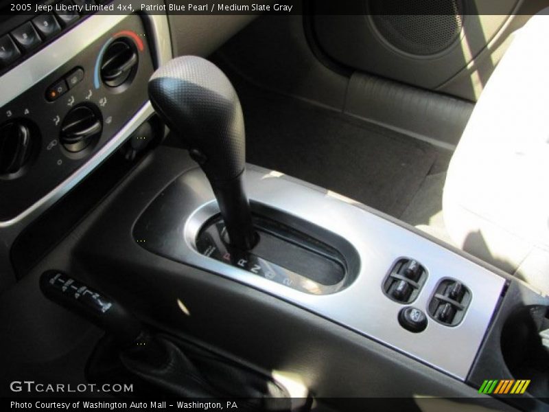 Patriot Blue Pearl / Medium Slate Gray 2005 Jeep Liberty Limited 4x4