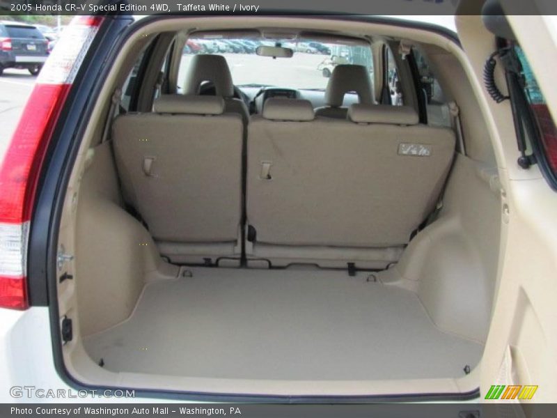 Taffeta White / Ivory 2005 Honda CR-V Special Edition 4WD