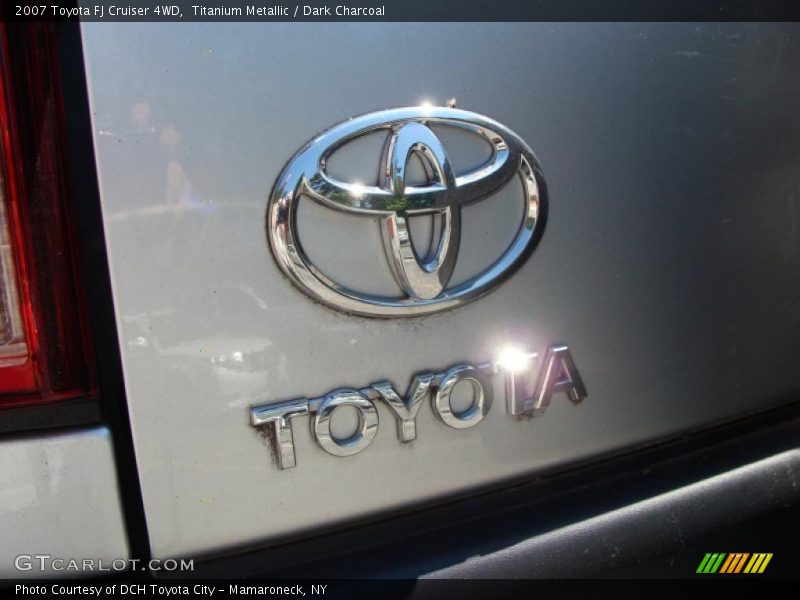 Titanium Metallic / Dark Charcoal 2007 Toyota FJ Cruiser 4WD