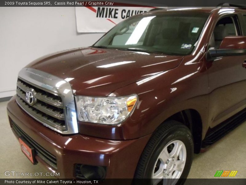 Cassis Red Pearl / Graphite Gray 2009 Toyota Sequoia SR5